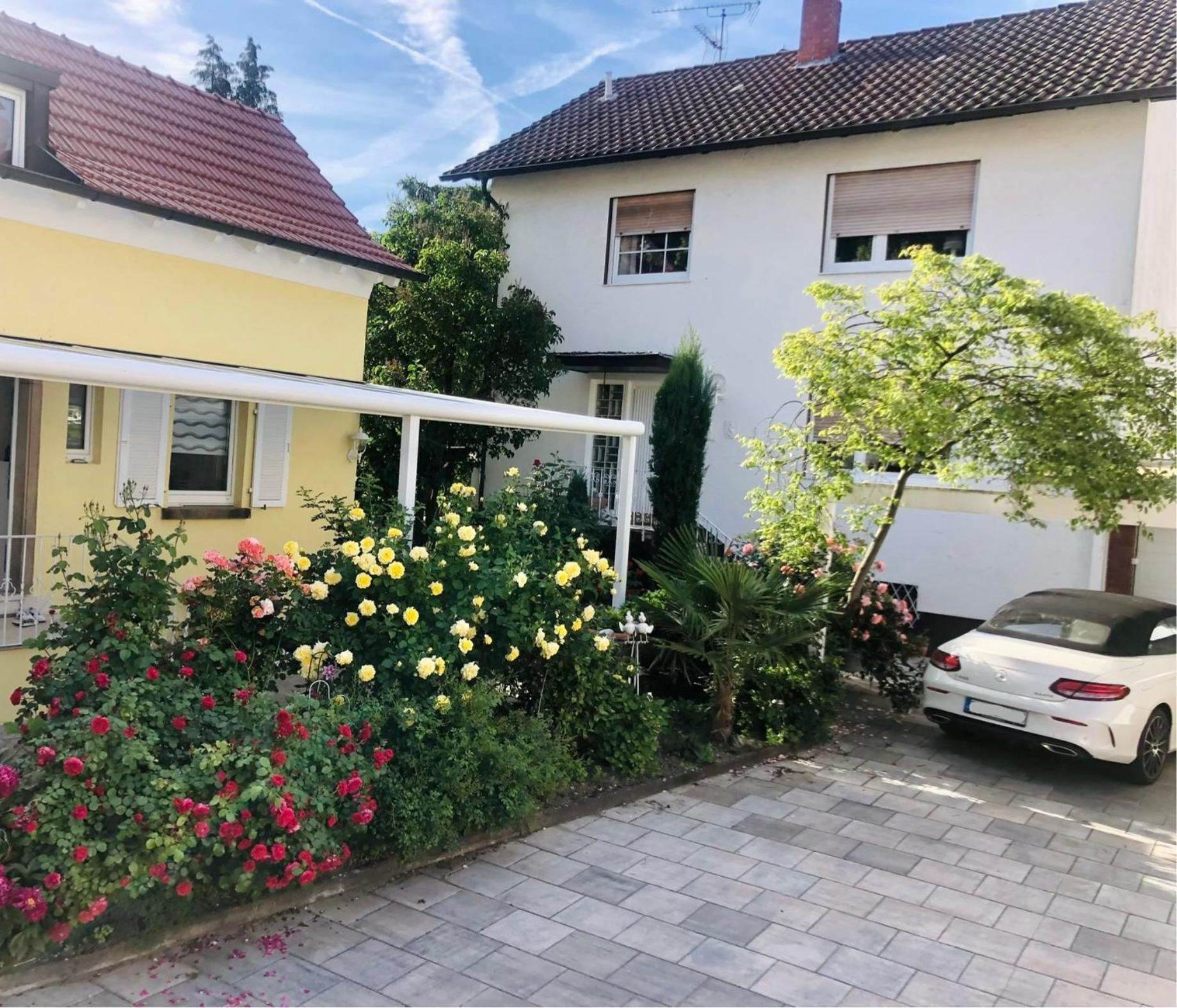 Privates Ferienhaus Mit Pool & Whirlpool Zentral In Бад-Дюркхайм Экстерьер фото